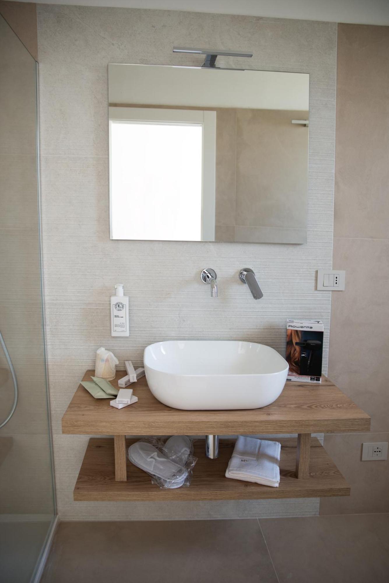 פולסנו Montedarena Hotel מראה חיצוני תמונה